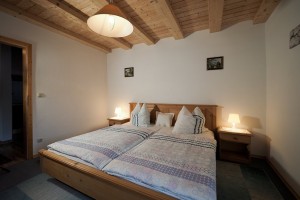 Ferienwohnung 3 - 2. Schlafzimmer mit Doppelbett